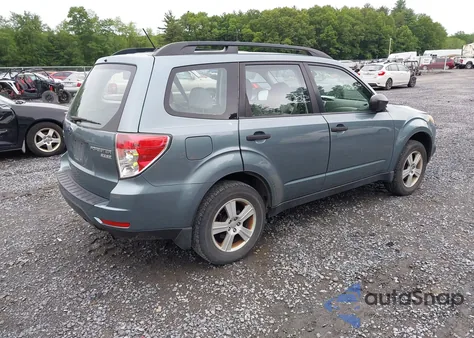 2010 Subaru Forester 2.5X из США, поврежденный, VIN JF2SH6BCXAH804810